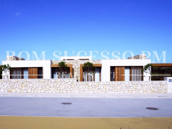 Image No.2-3 Bed Villa for sale