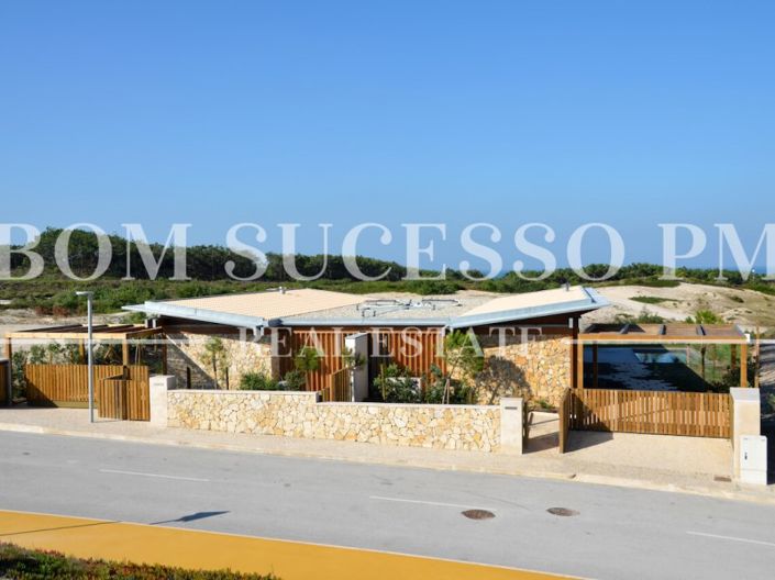 Image No.29-3 Bed Villa for sale