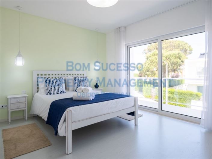 Image No.11-3 Bed House for sale