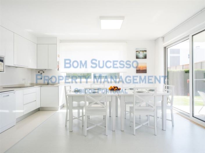 Image No.5-3 Bed House for sale