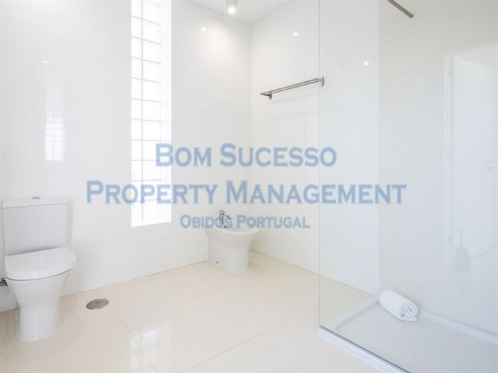 Image No.9-3 Bed House for sale