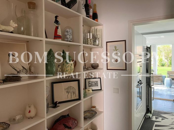 Image No.12-2 Bed House for sale