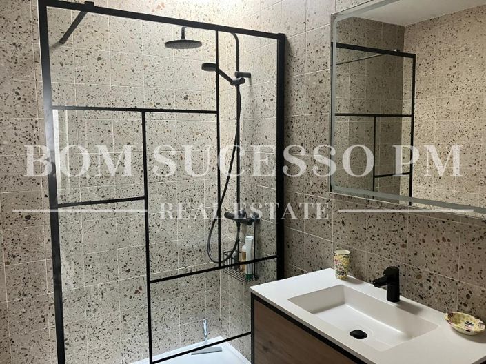 Image No.13-2 Bed House for sale