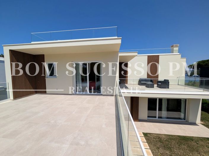 Image No.19-4 Bed House for sale