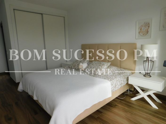 Image No.16-4 Bed House for sale