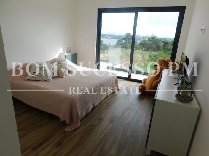 Image No.20-4 Bed House for sale