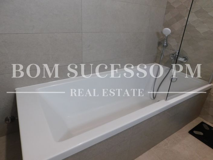 Image No.23-4 Bed House for sale