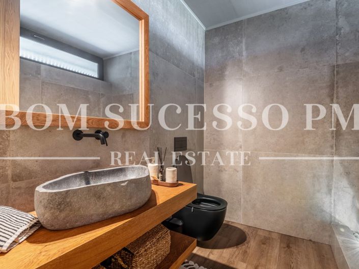 Image No.19-3 Bed House for sale