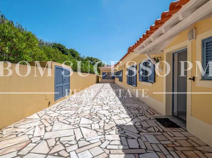 Image No.31-4 Bed House for sale