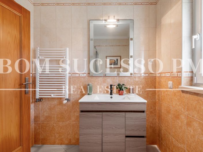 Image No.23-3 Bed House for sale