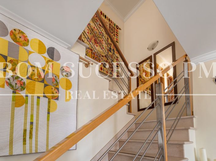 Image No.25-3 Bed House for sale