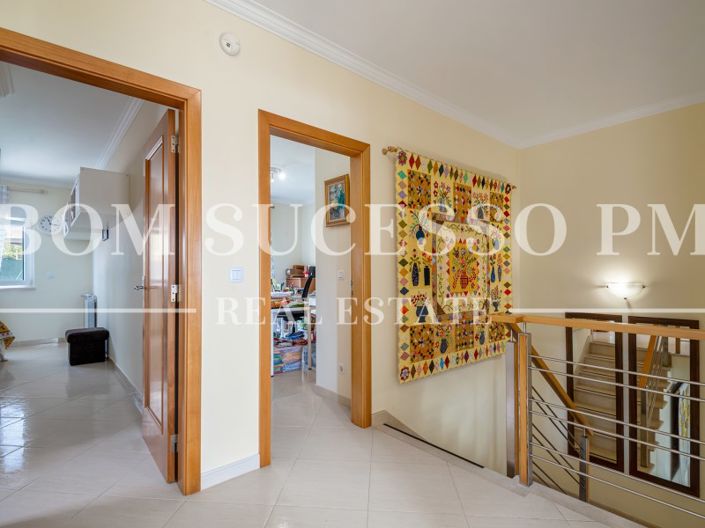 Image No.26-3 Bed House for sale