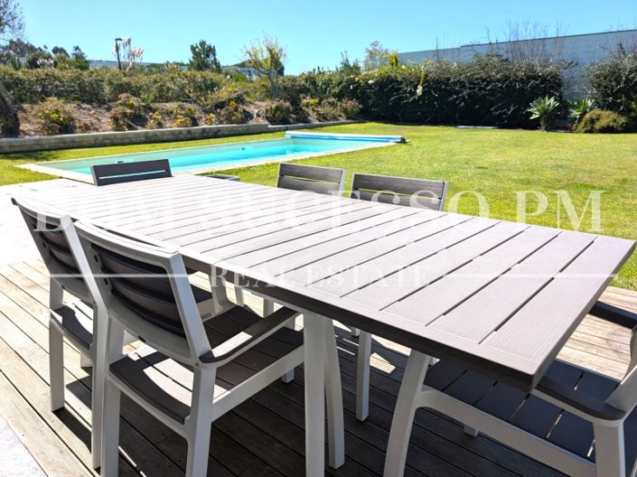 Image No.2-3 Bed Villa for sale