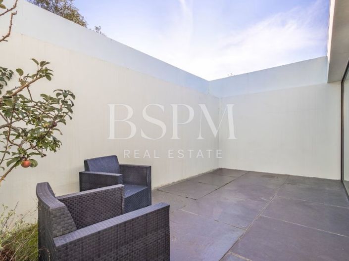 Image No.20-3 Bed Villa for sale