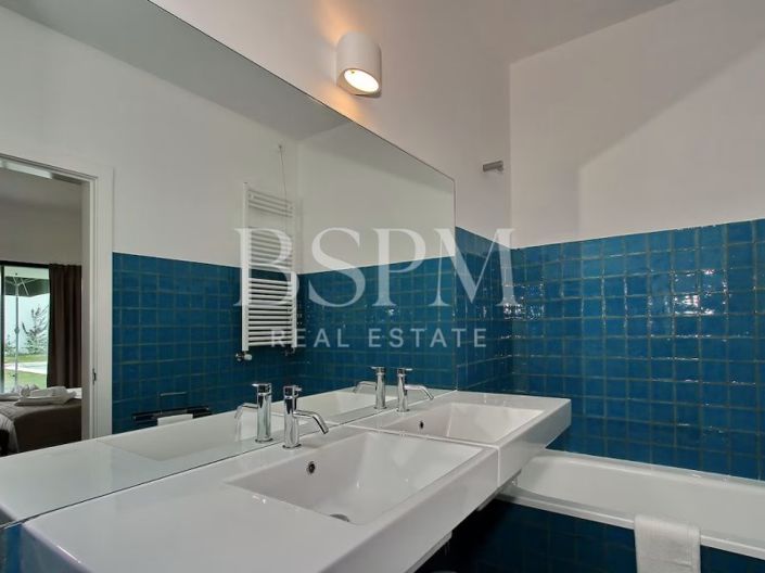 Image No.23-3 Bed Villa for sale