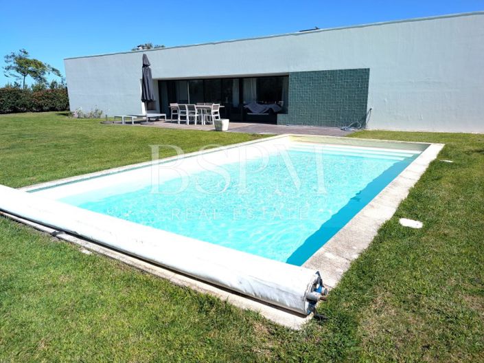 Image No.3-3 Bed Villa for sale