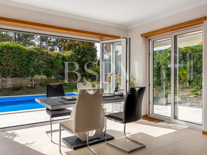 Image No.19-4 Bed House for sale