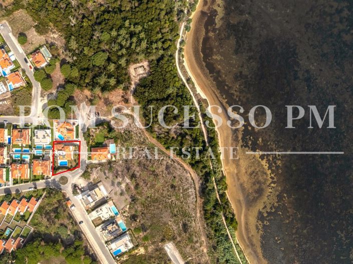 Image No.8-4 Bed House for sale