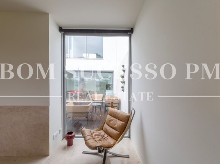 Image No.14-2 Bed Villa for sale