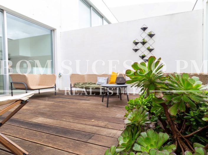 Image No.17-2 Bed Villa for sale