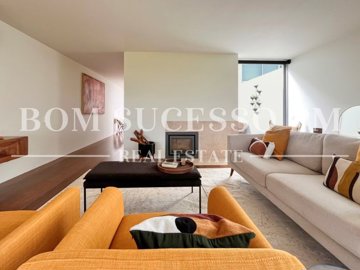 id8c4ac201-0000-0500-0000-00001892eff3