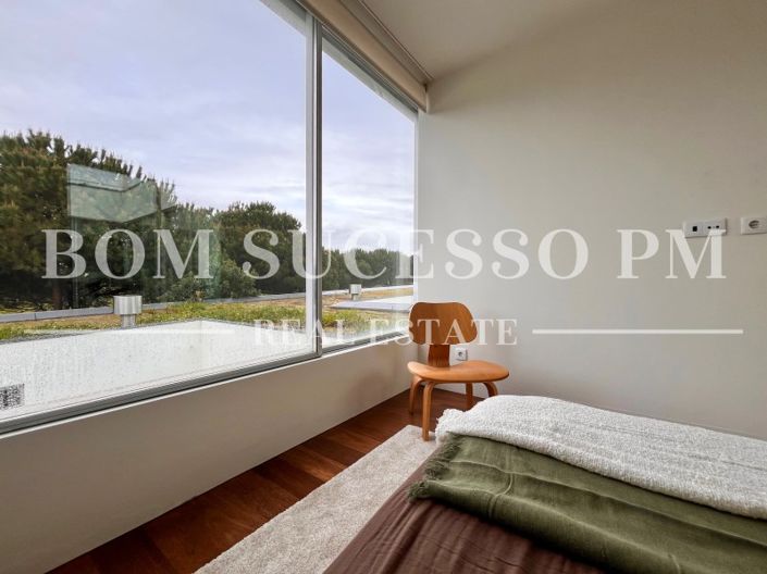 Image No.32-2 Bed Villa for sale