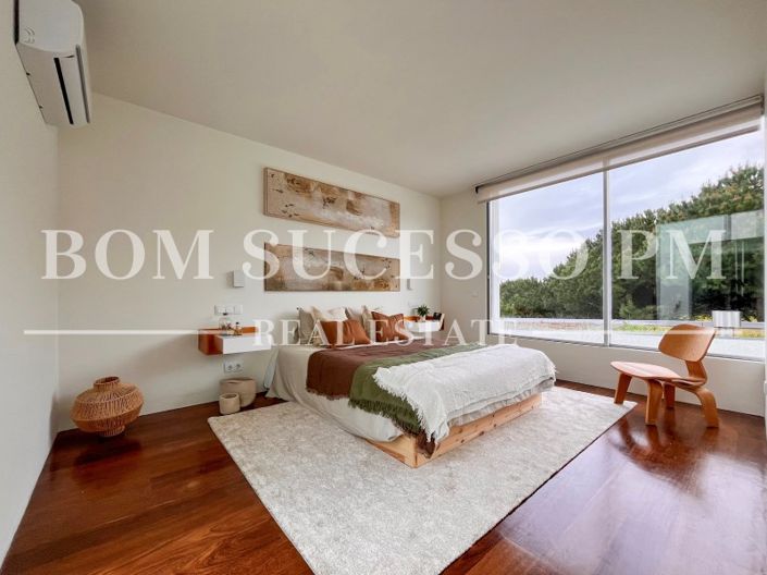 Image No.33-2 Bed Villa for sale