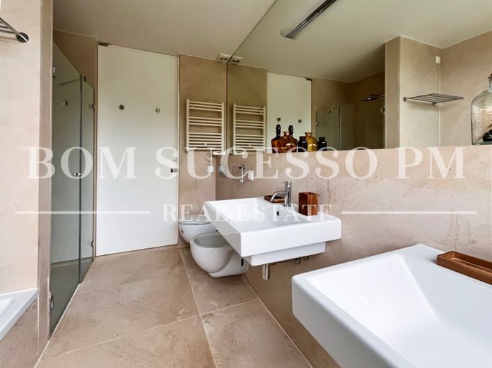 Image No.35-2 Bed Villa for sale