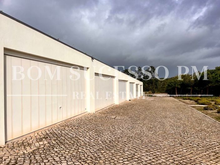 Image No.50-2 Bed Villa for sale