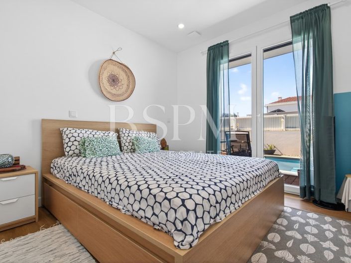 Image No.26-3 Bed Villa for sale
