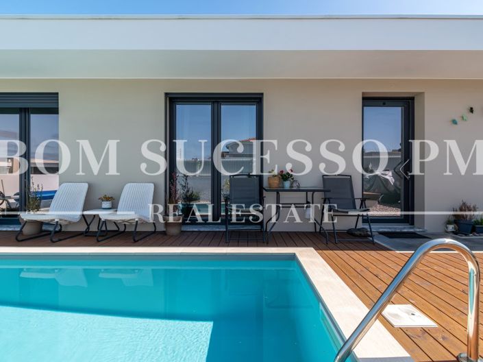 Image No.4-3 Bed Villa for sale