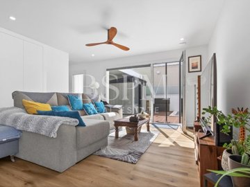 idd7f7c501-0000-0500-0000-000018e64e06