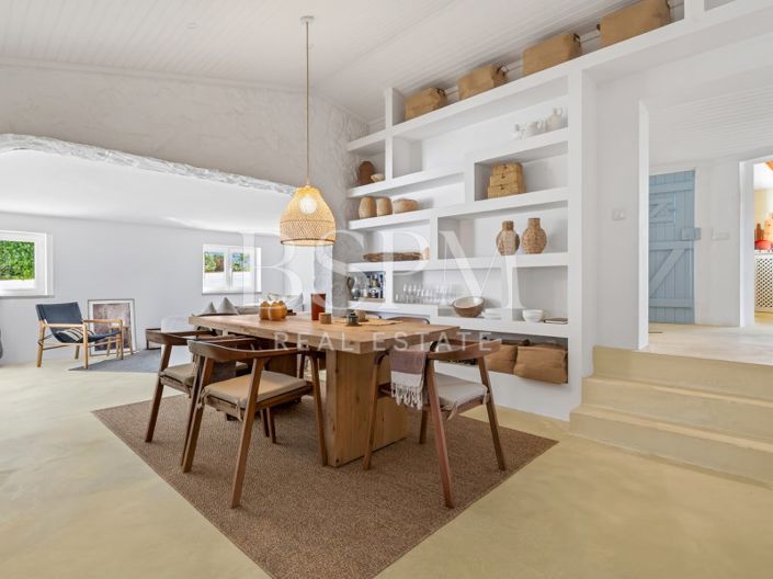 Image No.21-4 Bed House for sale