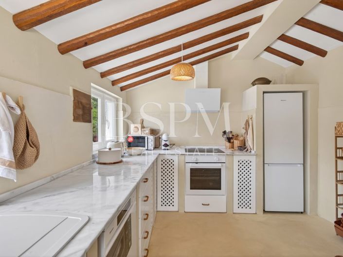 Image No.23-4 Bed House for sale