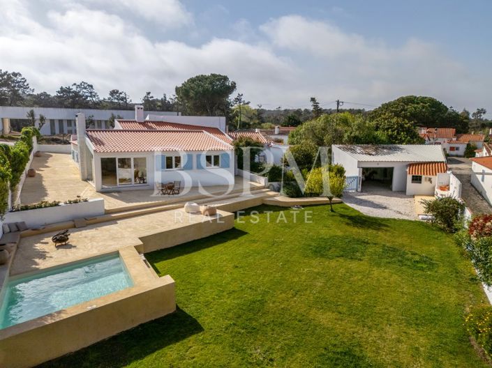 Image No.3-4 Bed House for sale