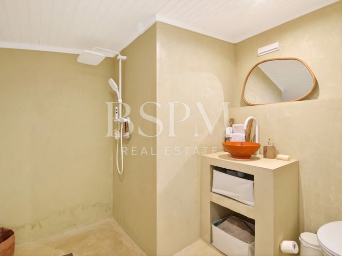 Image No.37-4 Bed House for sale