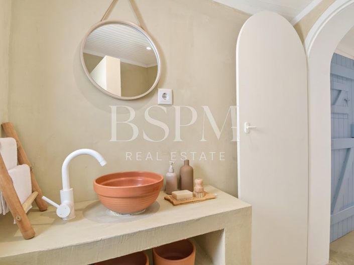 Image No.40-4 Bed House for sale