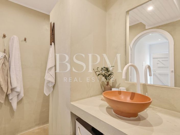 Image No.42-4 Bed House for sale