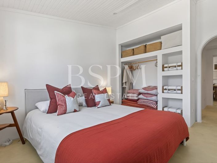 Image No.44-4 Bed House for sale