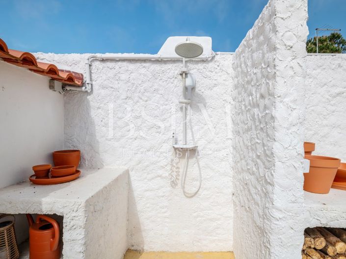 Image No.51-4 Bed House for sale