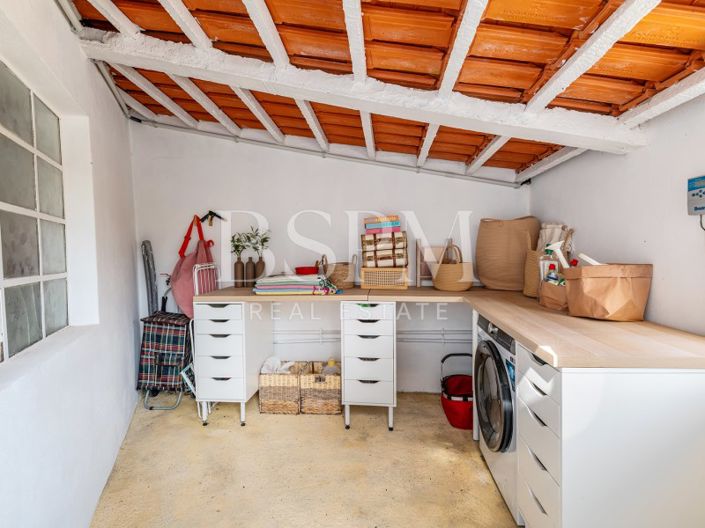 Image No.52-4 Bed House for sale