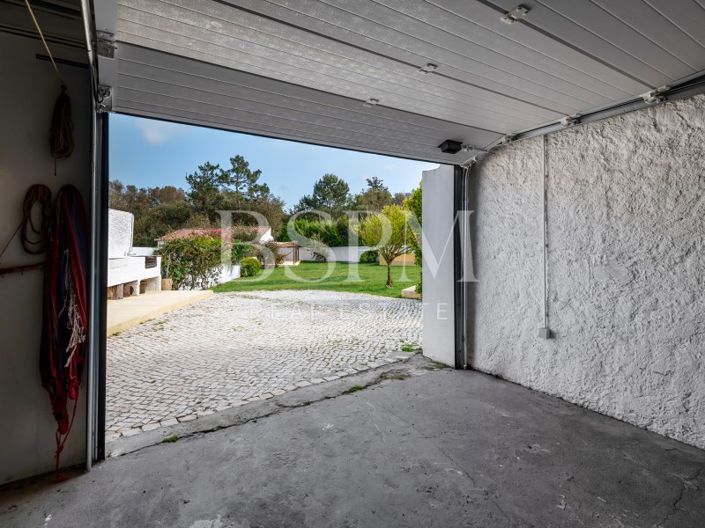 Image No.54-4 Bed House for sale