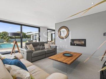 1 - Bombarral, Villa