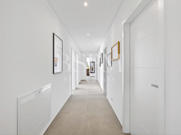 Image No.17-4 Bed Villa for sale