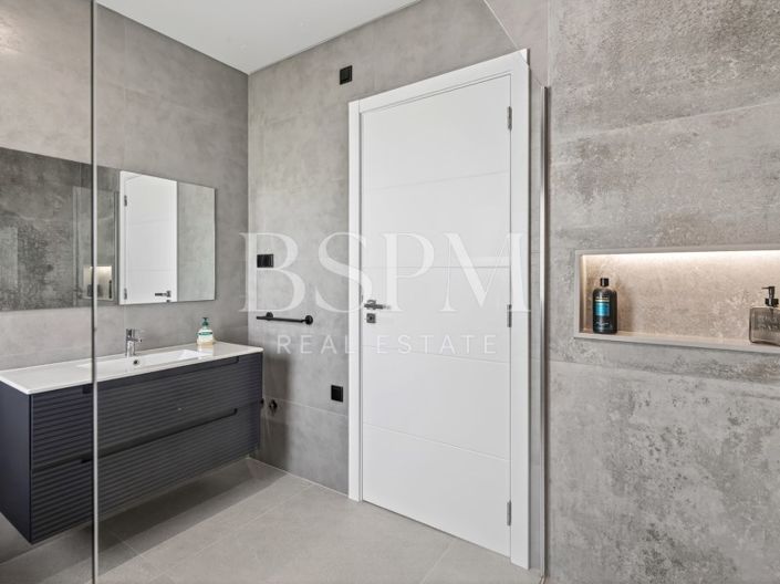 Image No.23-4 Bed Villa for sale