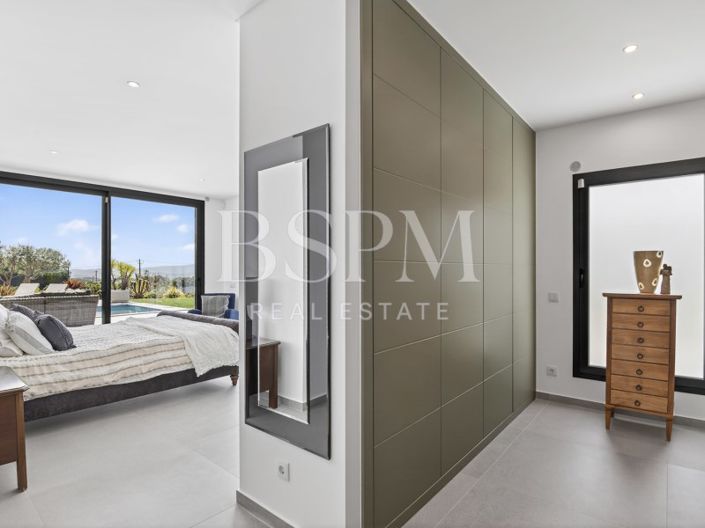 Image No.34-4 Bed Villa for sale