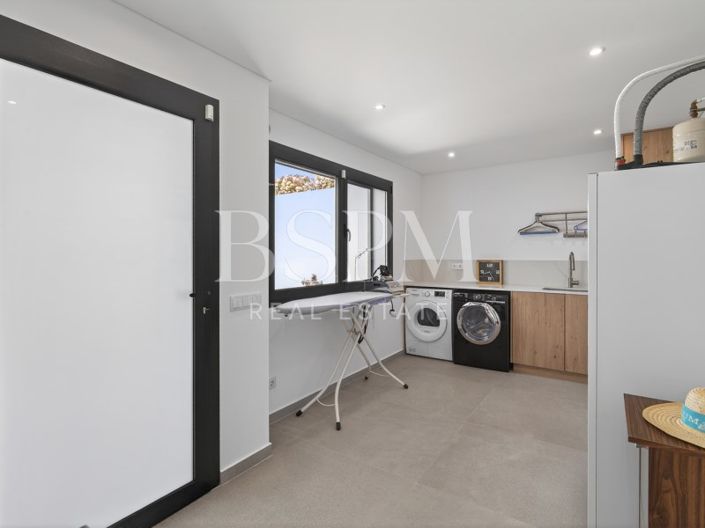 Image No.38-4 Bed Villa for sale