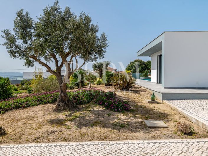 Image No.40-4 Bed Villa for sale