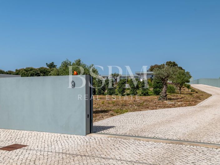 Image No.41-4 Bed Villa for sale