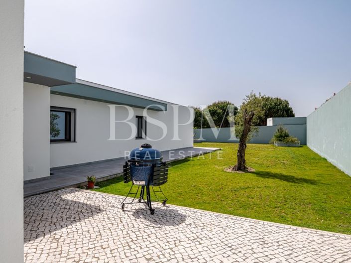 Image No.55-4 Bed Villa for sale